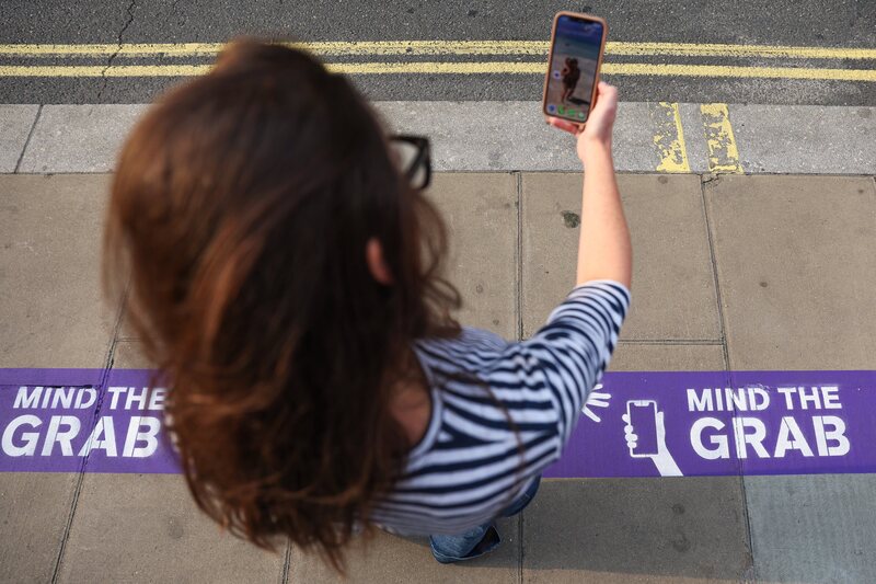 Currys launch 'Mind the Grab' phone theft initiative